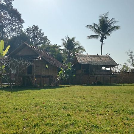 Vangvieng Ruby'Homestay Vang Vieng Luaran gambar
