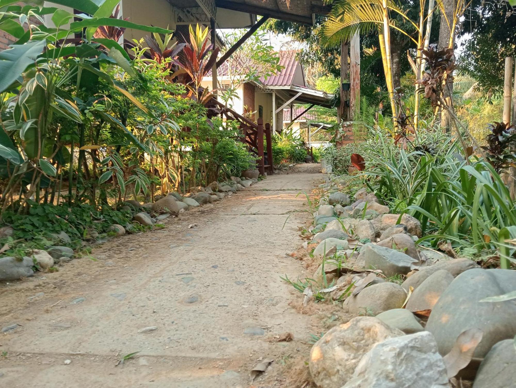 Vangvieng Ruby'Homestay Vang Vieng Luaran gambar